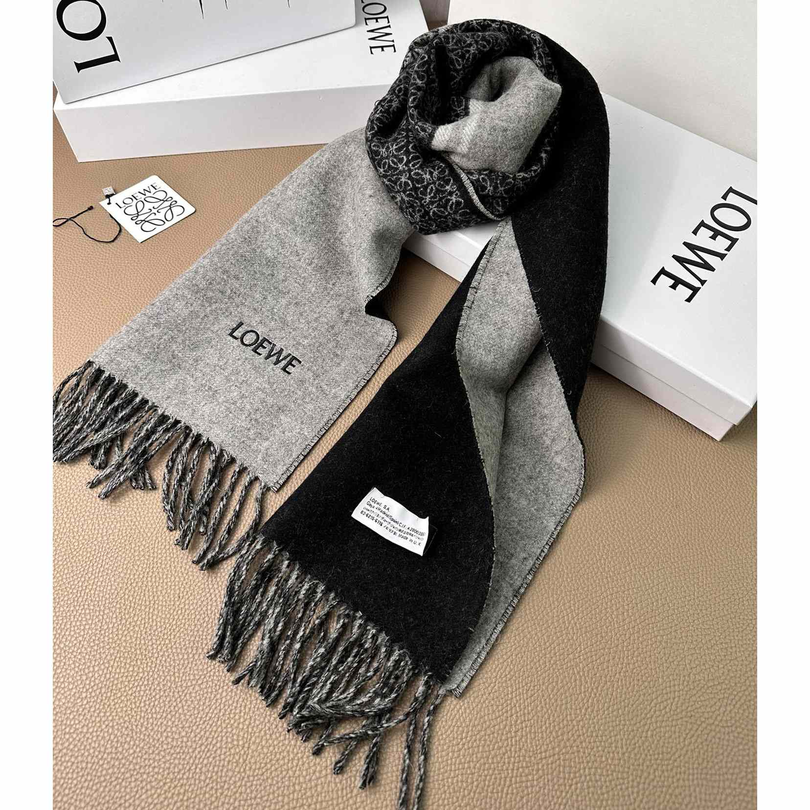 Loewe Scarf In Wool And Cashmere - DesignerGu