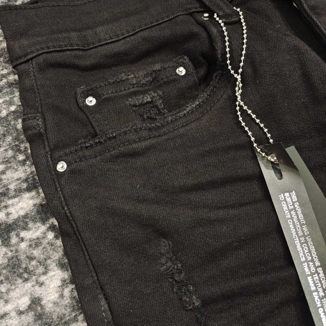 Amiri Slim Fit Jeans    659 - DesignerGu