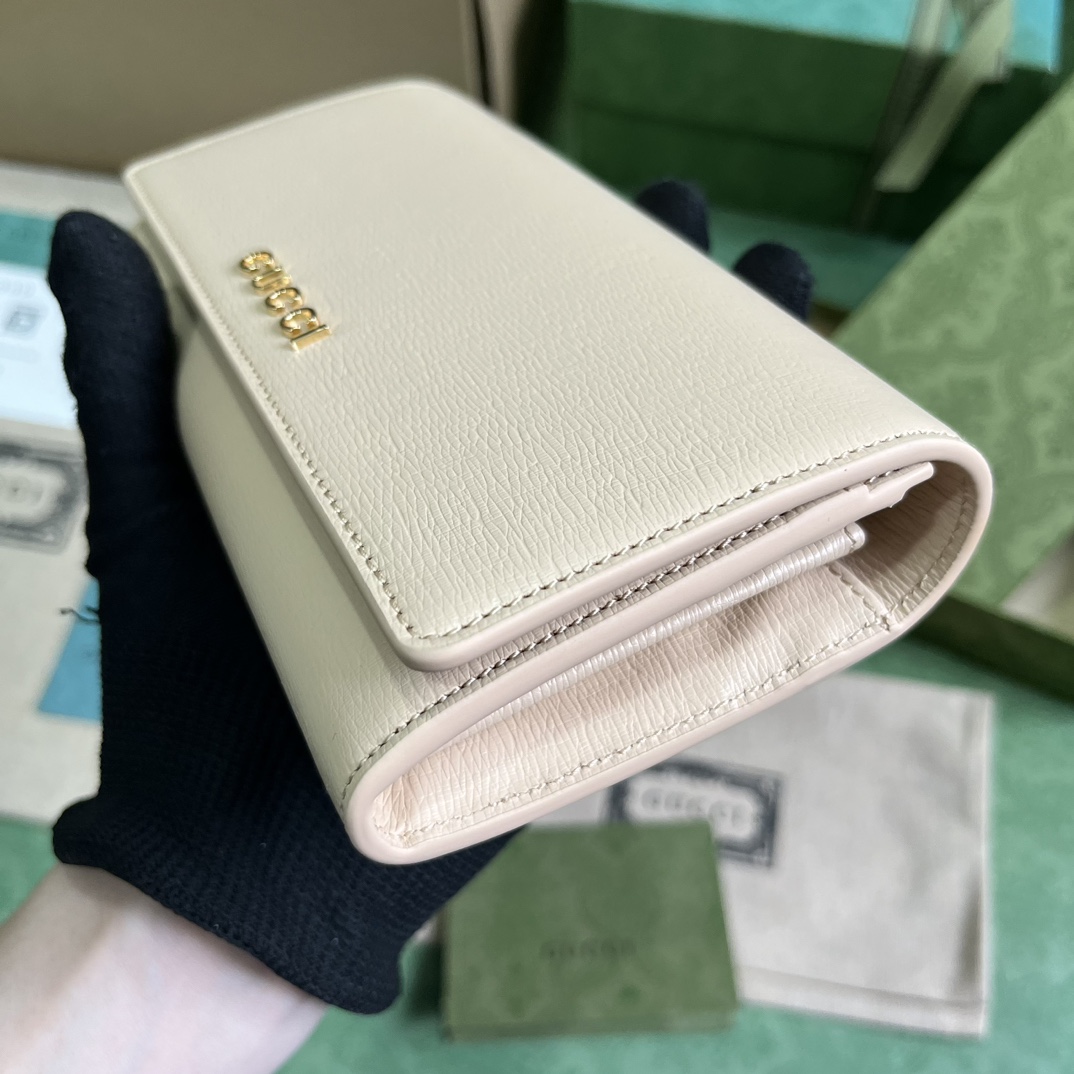 Gucci Continental Wallet With Gucci Script - DesignerGu