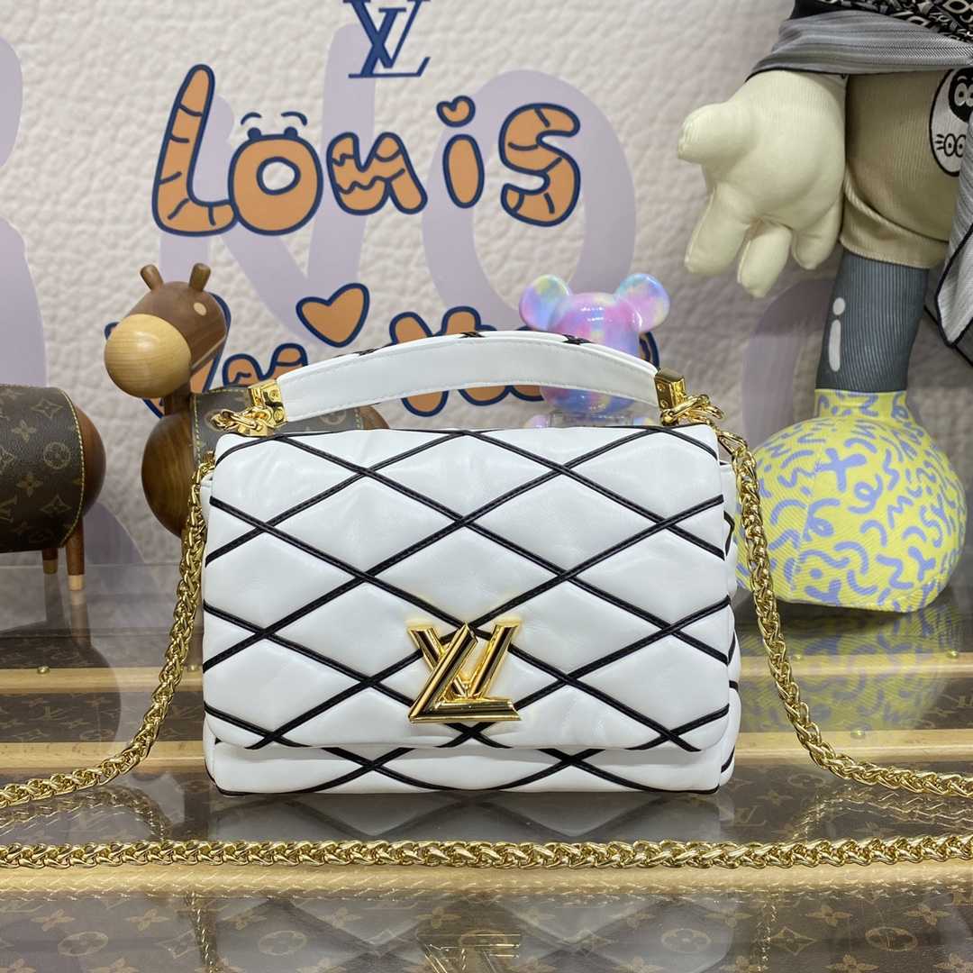 Louis Vuitton GO-14 MM   M22890 - DesignerGu