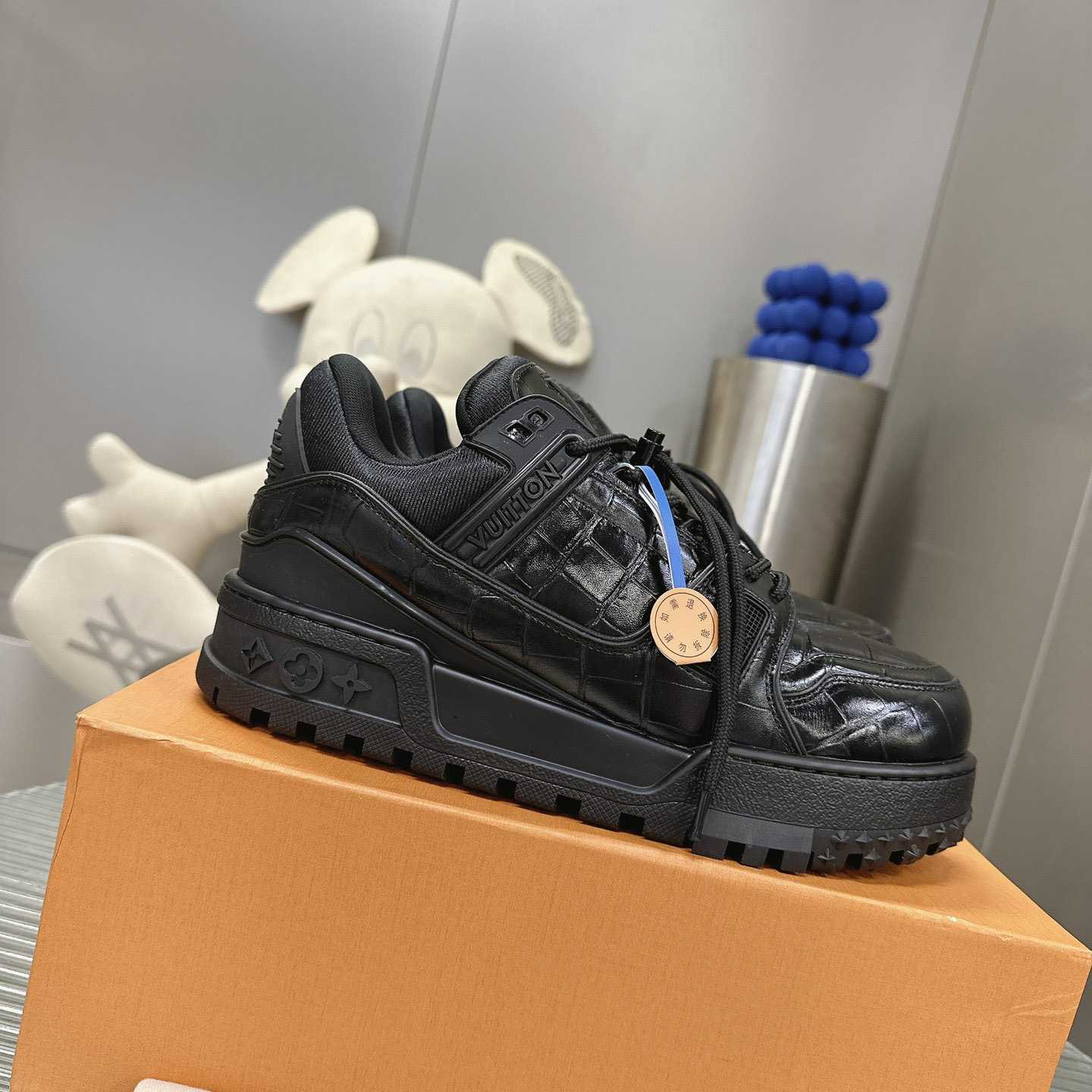 Louis Vuitton LV Trainer Maxi Sneaker   1ACN17 - DesignerGu