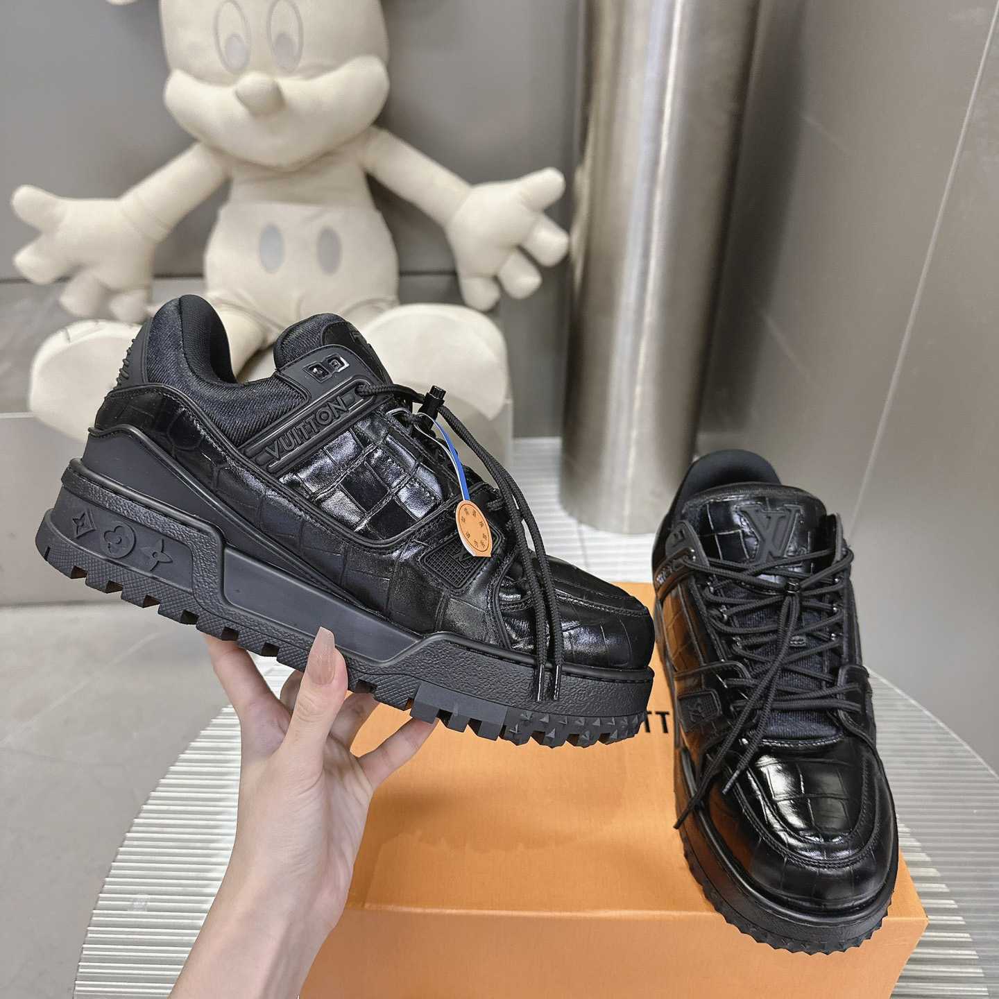 Louis Vuitton LV Trainer Maxi Sneaker   1ACN17 - DesignerGu