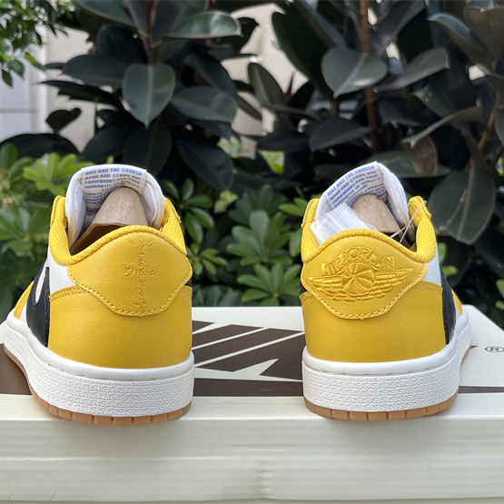 Travis Scott x Air Jordan 1 Low “Canary”  Sneaker   DZ4137-700 - DesignerGu