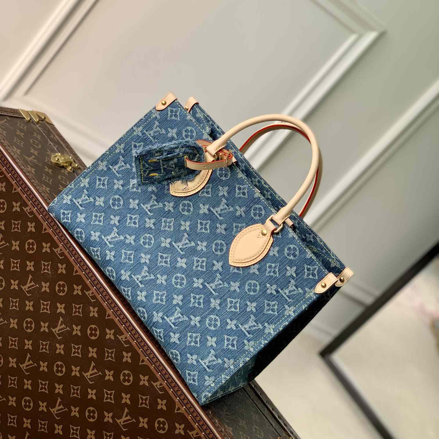 Louis Vuitton OnTheGo MM   M46871 - DesignerGu