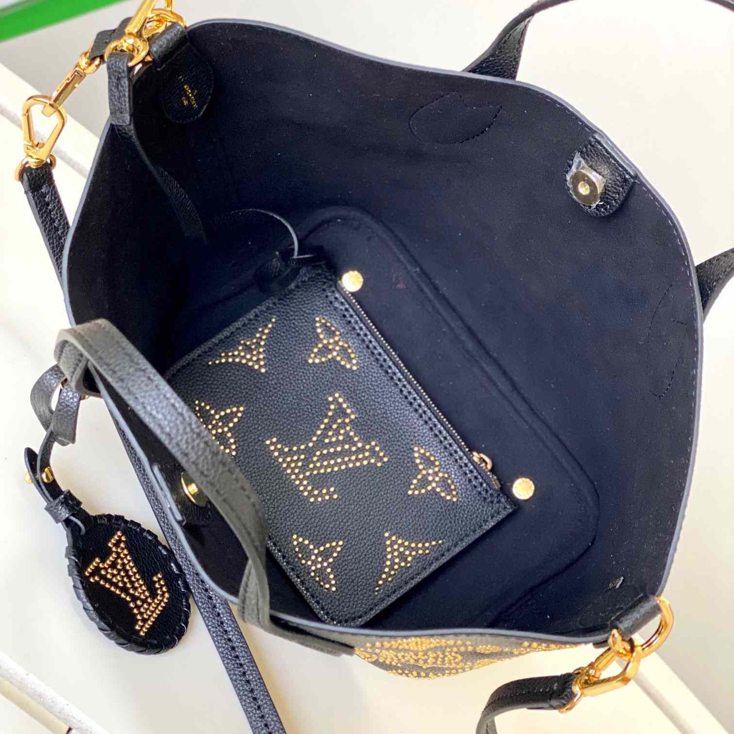 Louis Vuitton Blossom PM  M23393 - DesignerGu