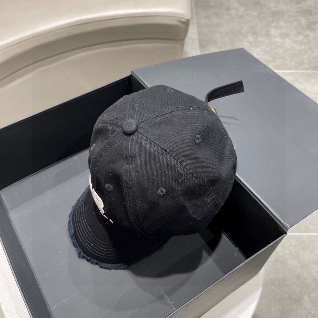 Balenciaga Cap - DesignerGu