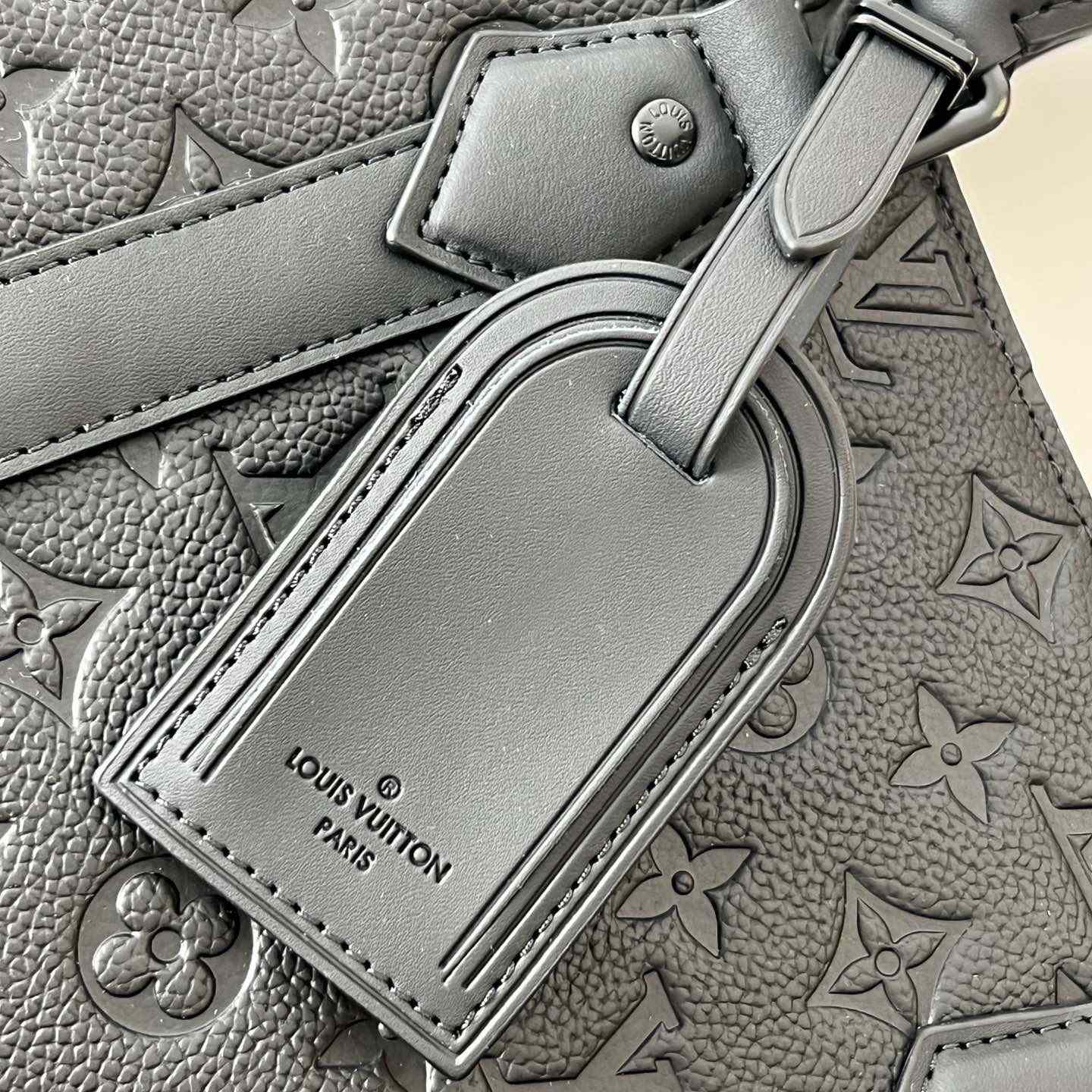 Louis Vuitton Sac Plat NV   M21866 - DesignerGu