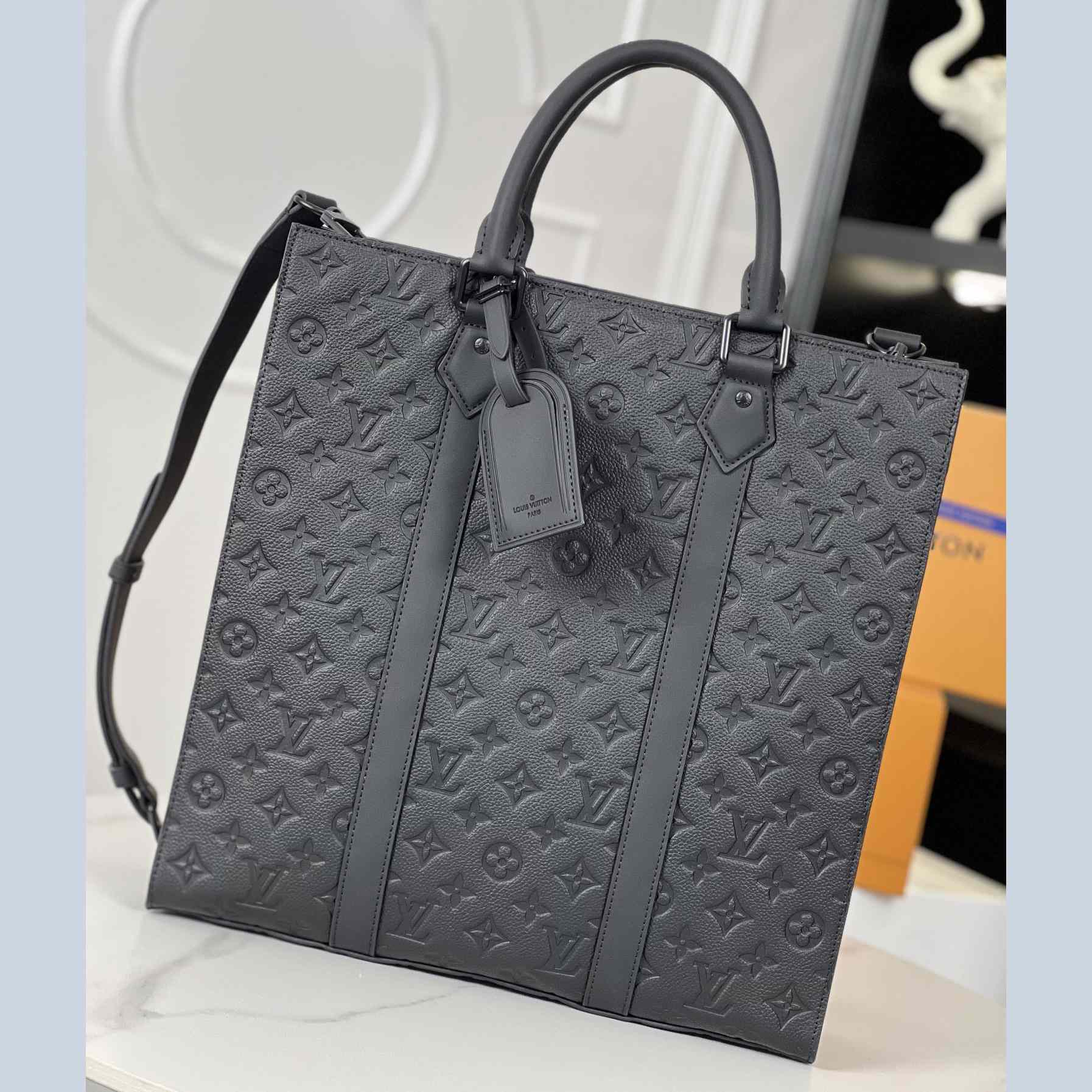 Louis Vuitton Sac Plat NV   M21866 - DesignerGu