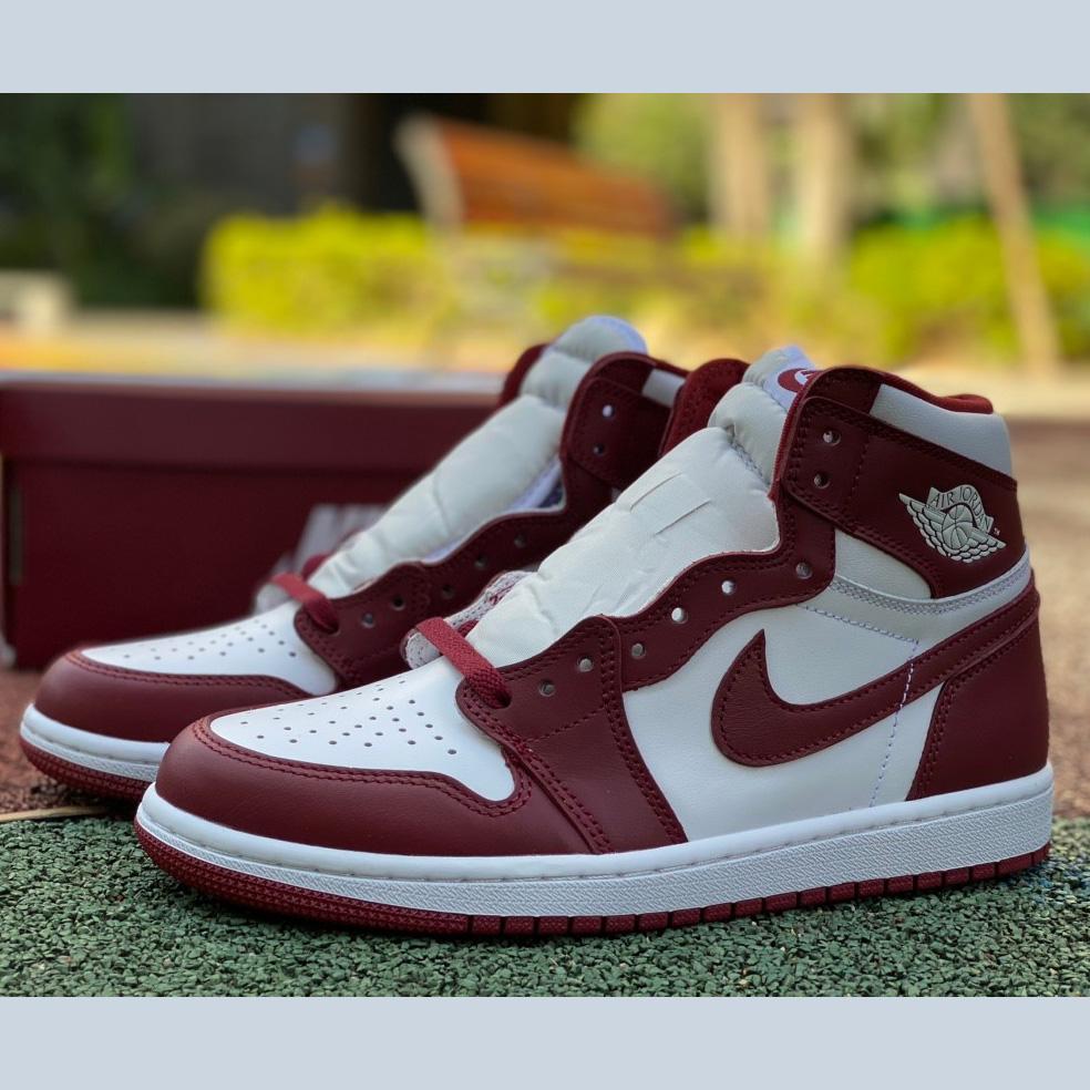 Air Jordan 1 Retro Hi OG "Team Red" Sneaker    DZ5485-160 - DesignerGu