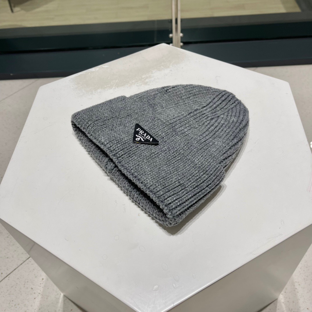 Prada Wool And Cashmere Beanie - DesignerGu