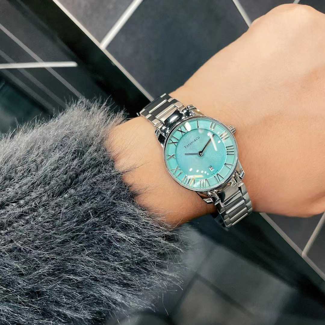 Tiffany&CO 2-Hand 29 mm Watch - DesignerGu