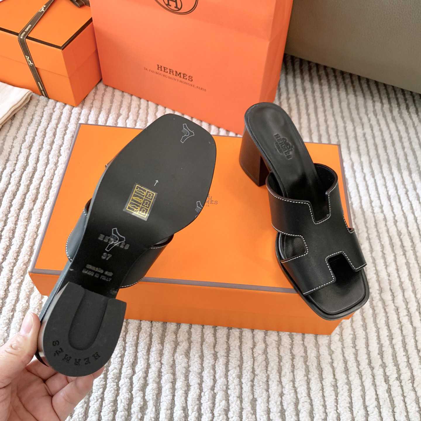 Hermes Oran Sandal - DesignerGu