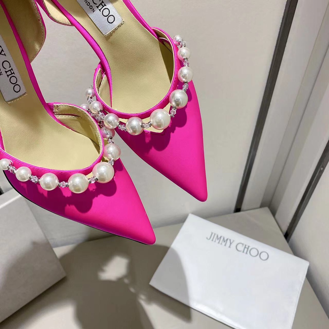 Jimmy Choo Pumps - DesignerGu