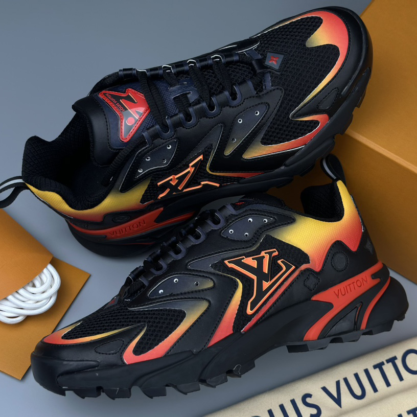 Louis Vuitton LV Runner Tatic Sneaker   (Upon UK Size)      1ABFQQ - DesignerGu