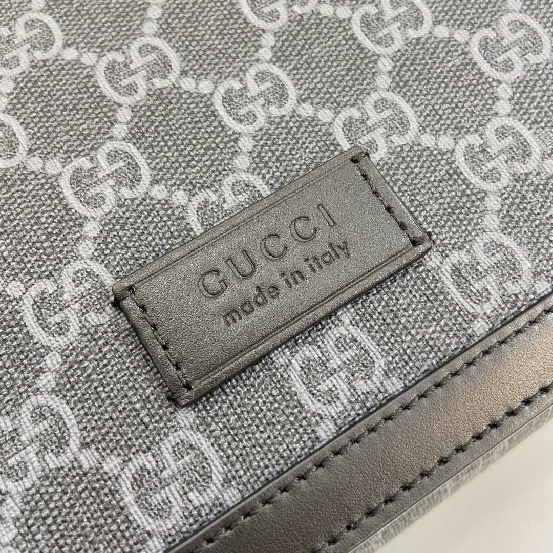 Gucci GG Crossbody Bag - DesignerGu