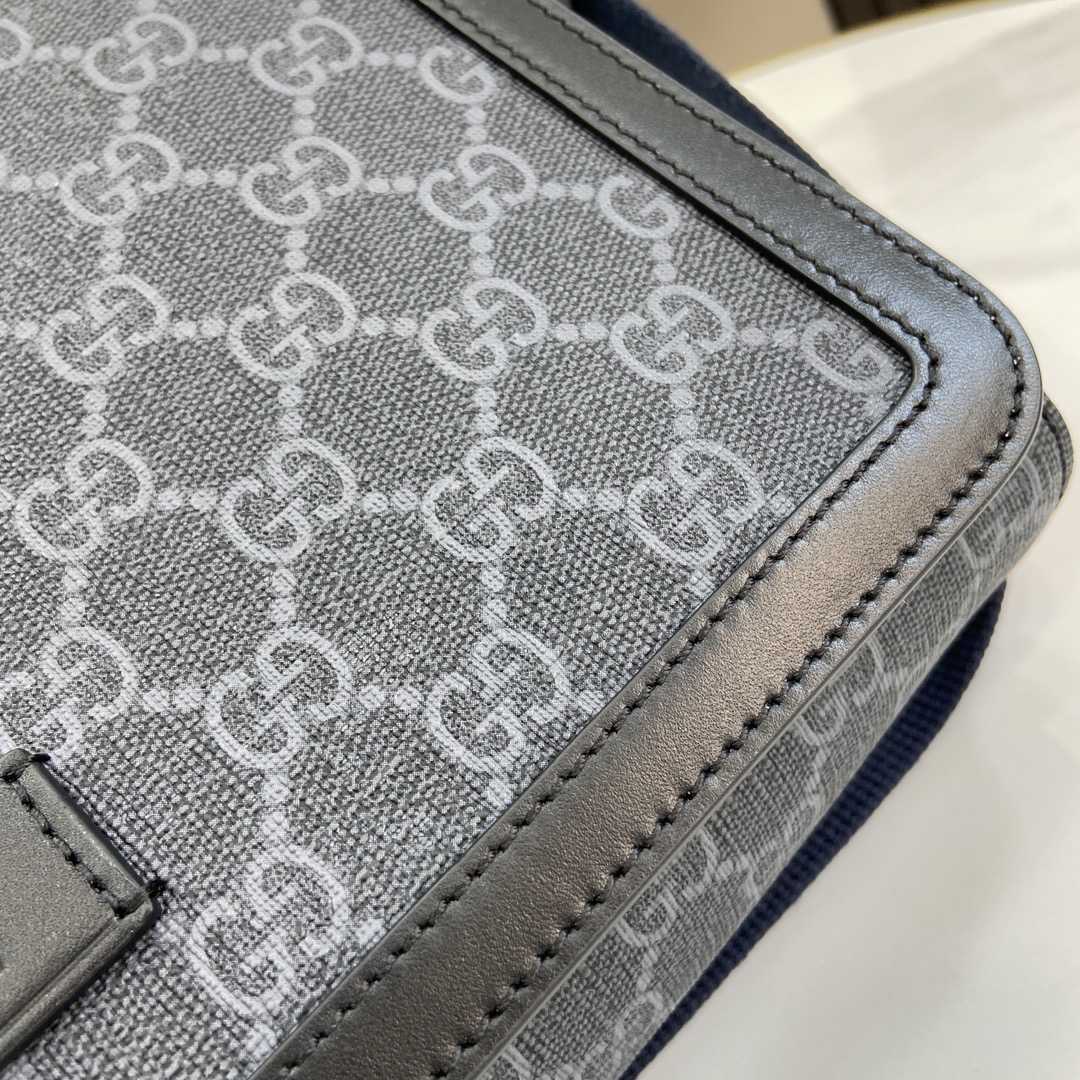 Gucci GG Crossbody Bag - DesignerGu