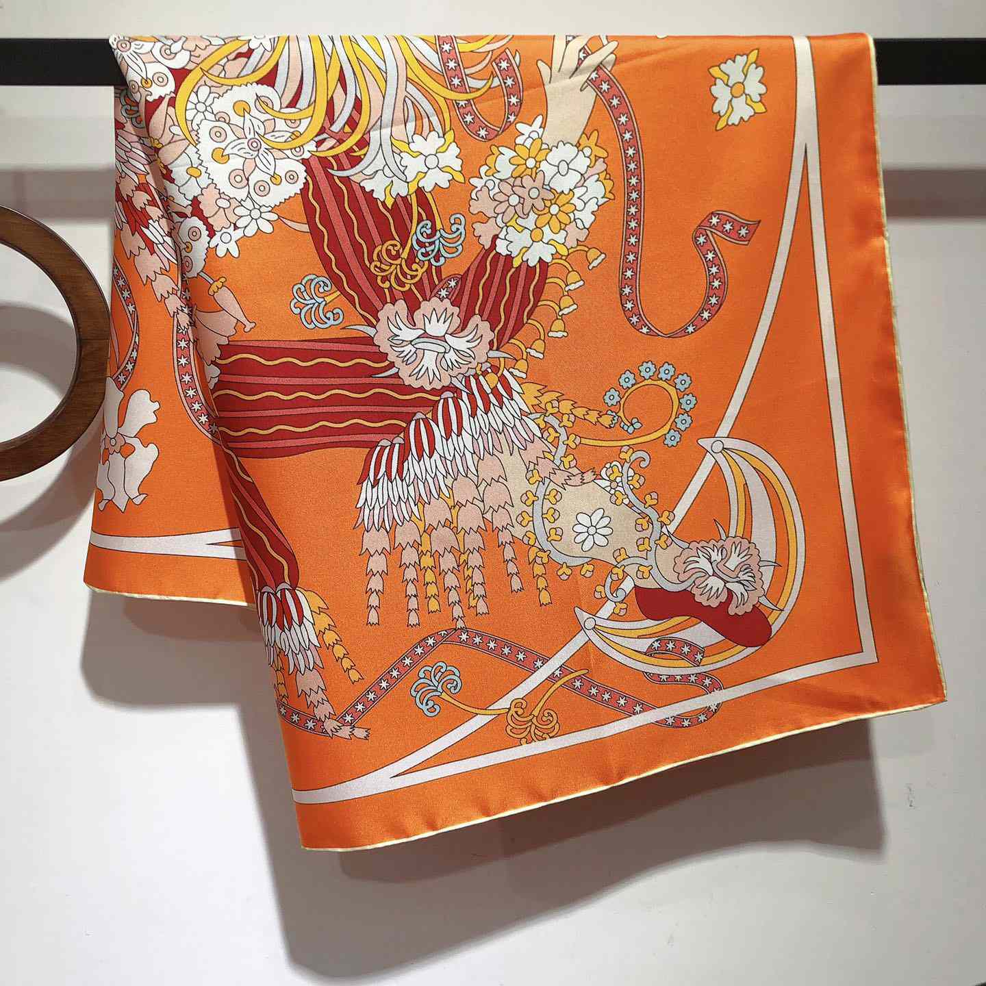 Hermes La Danse Du Printemps Scarf   90cm - DesignerGu