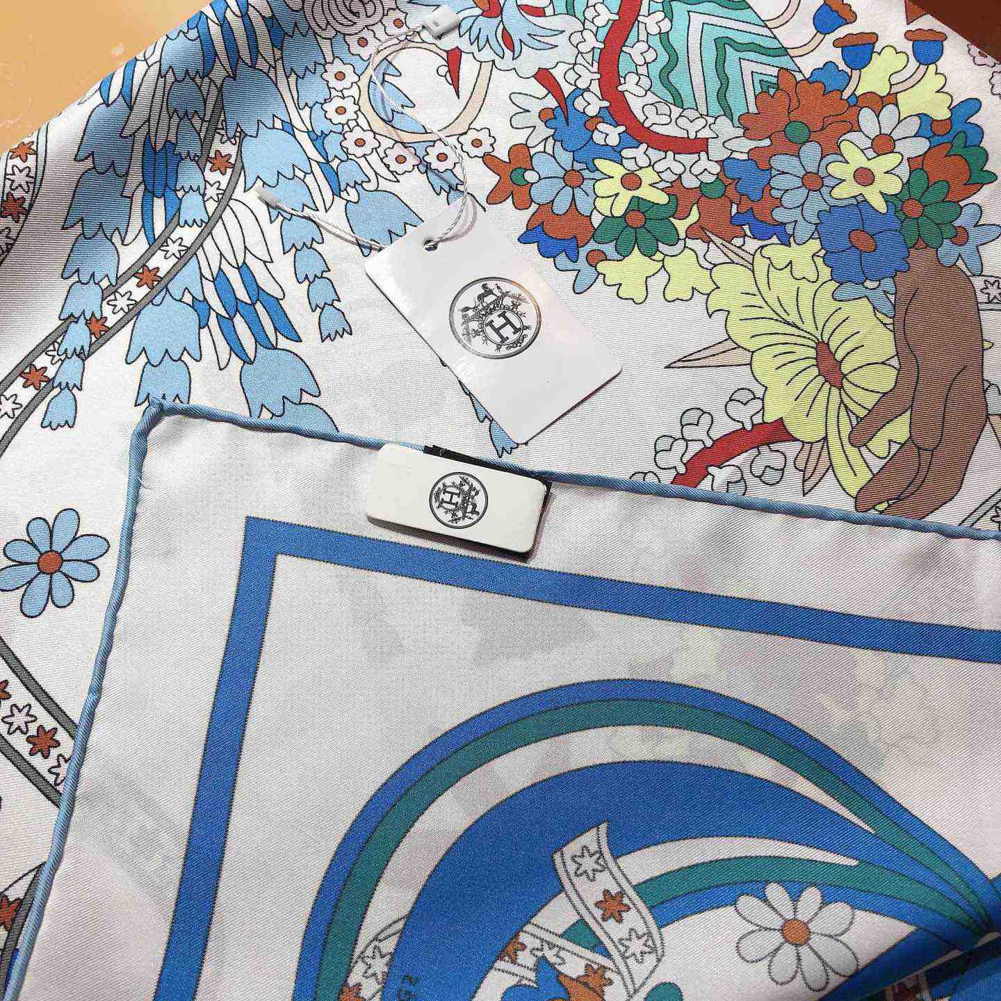 Hermes La Danse Du Printemps Scarf   90cm - DesignerGu