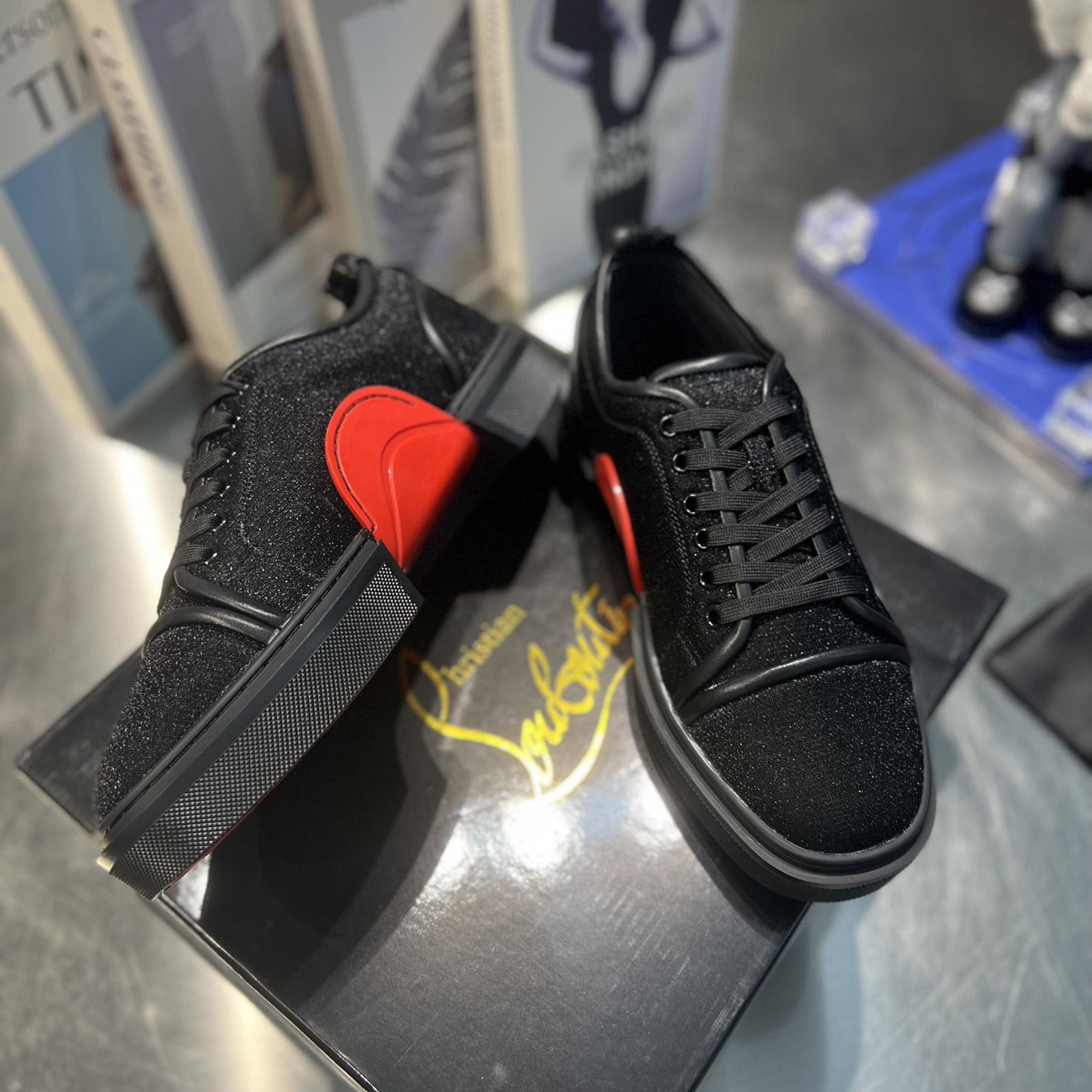 Christian Louboutin Adolon Junior Sneaker  - DesignerGu