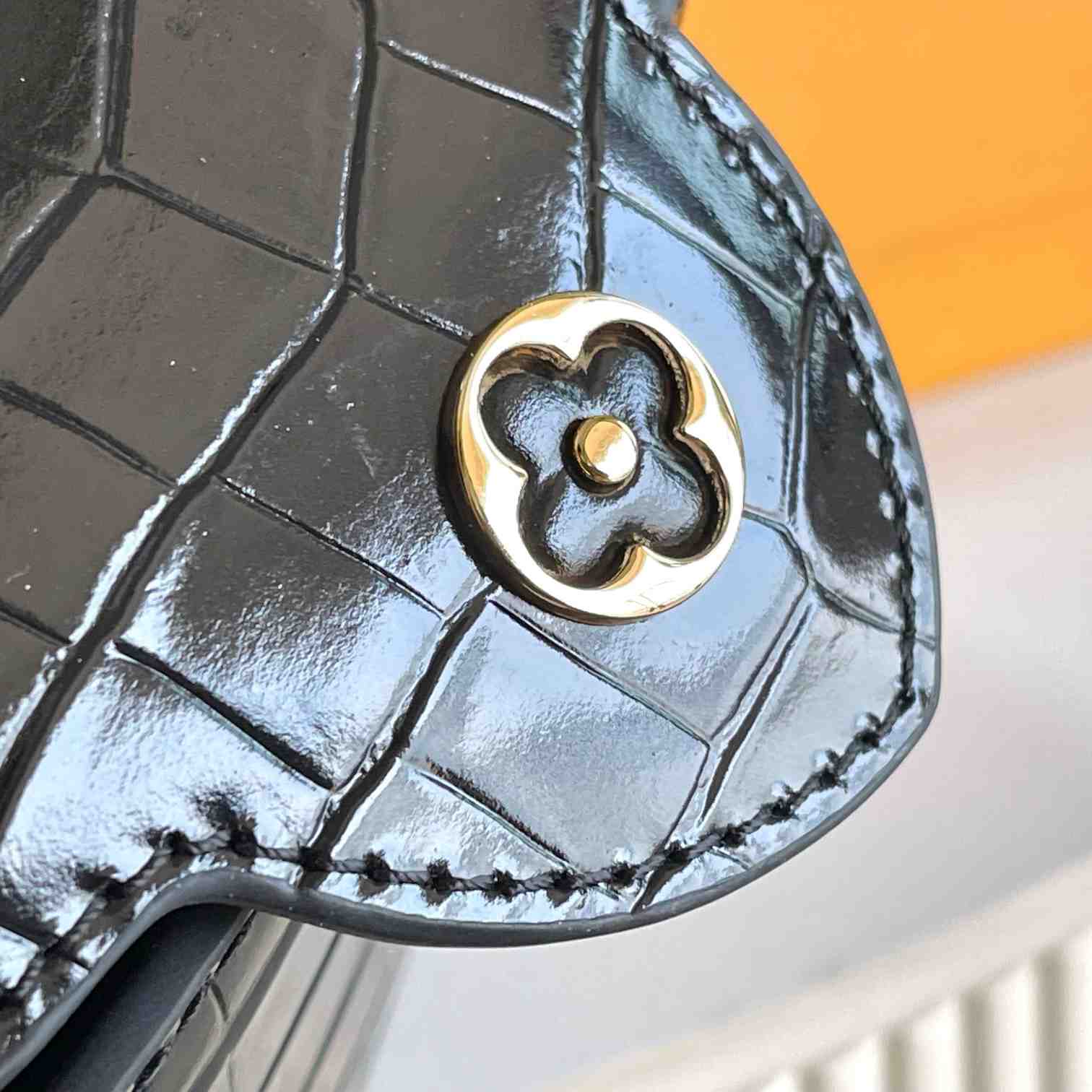 Louis Vuitton Capucines Mini     N93429 - DesignerGu