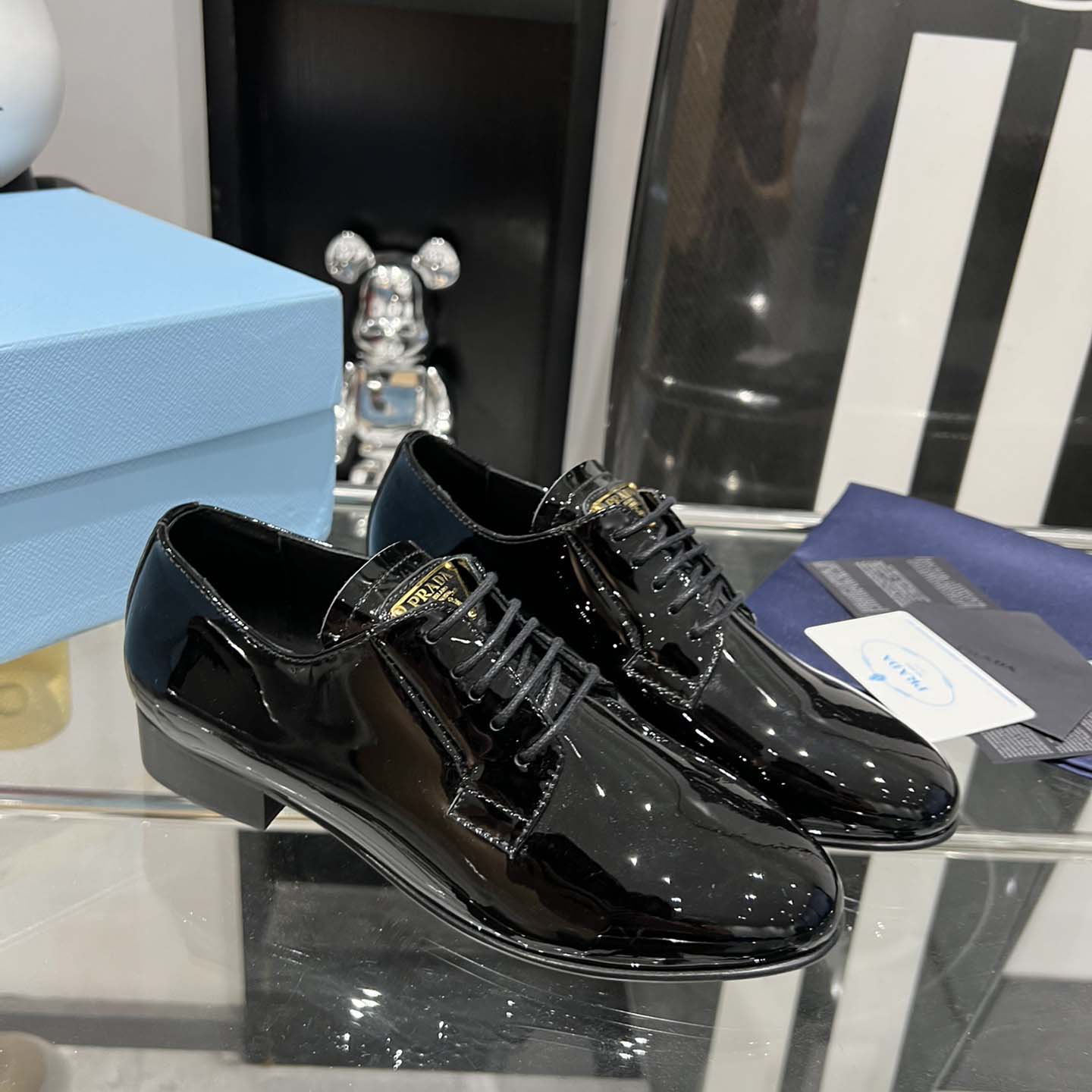 Prada Patent Leather Lace-up Shoes - DesignerGu