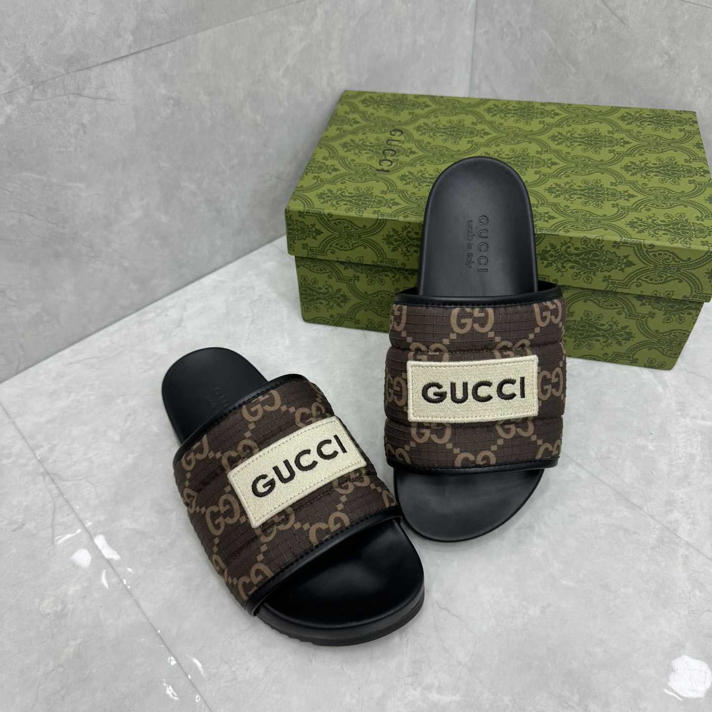 Gucci GG Slide Sandal - DesignerGu