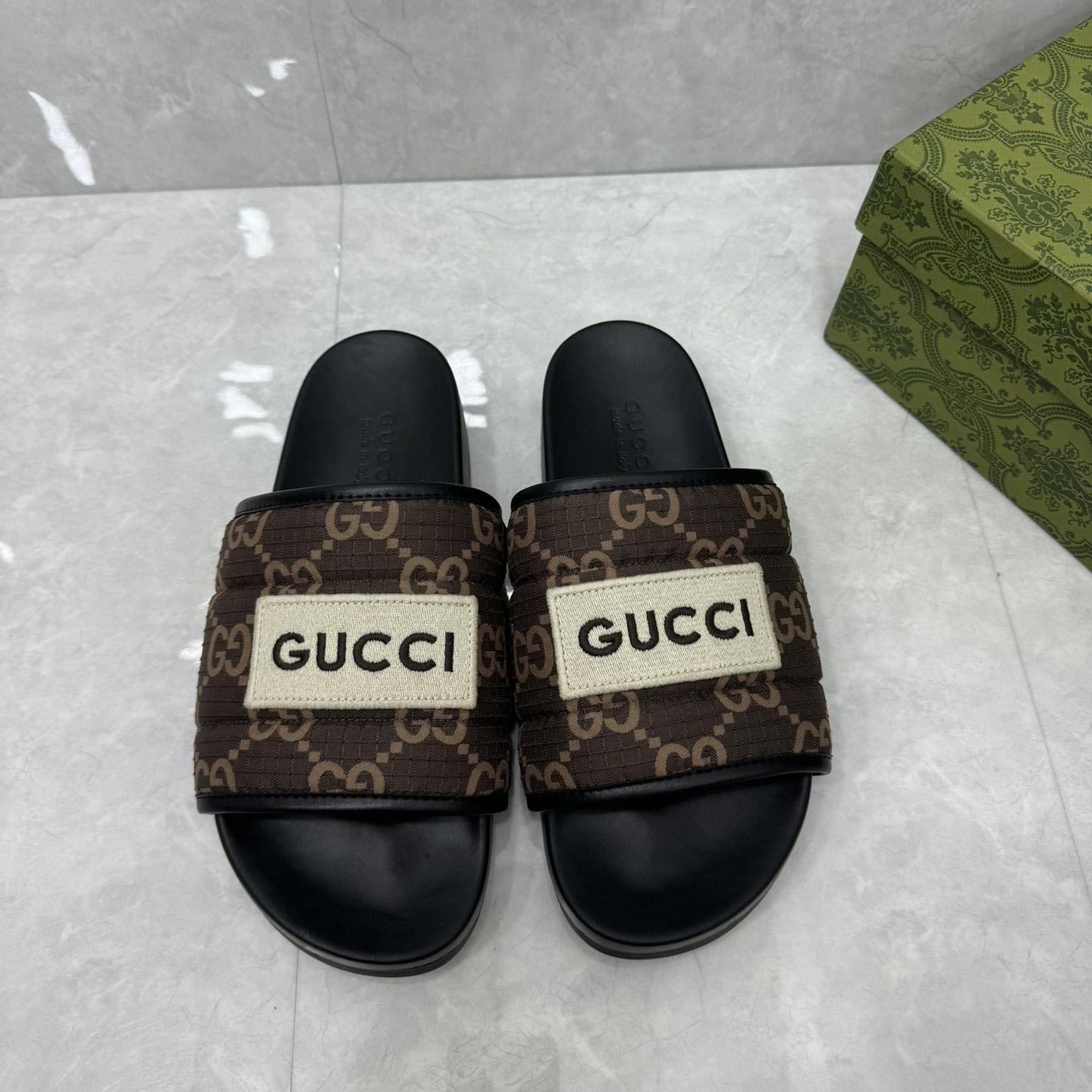 Gucci GG Slide Sandal - DesignerGu