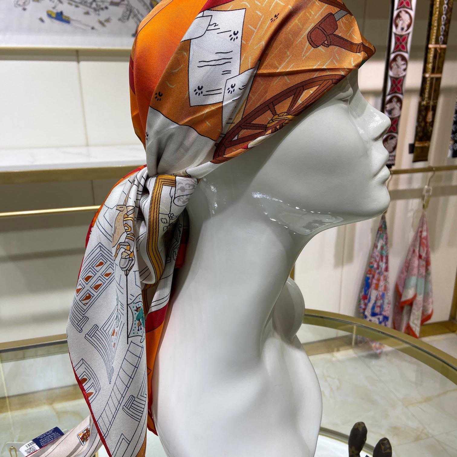 Hermes Mystere Au 24 Scarf 90 - DesignerGu