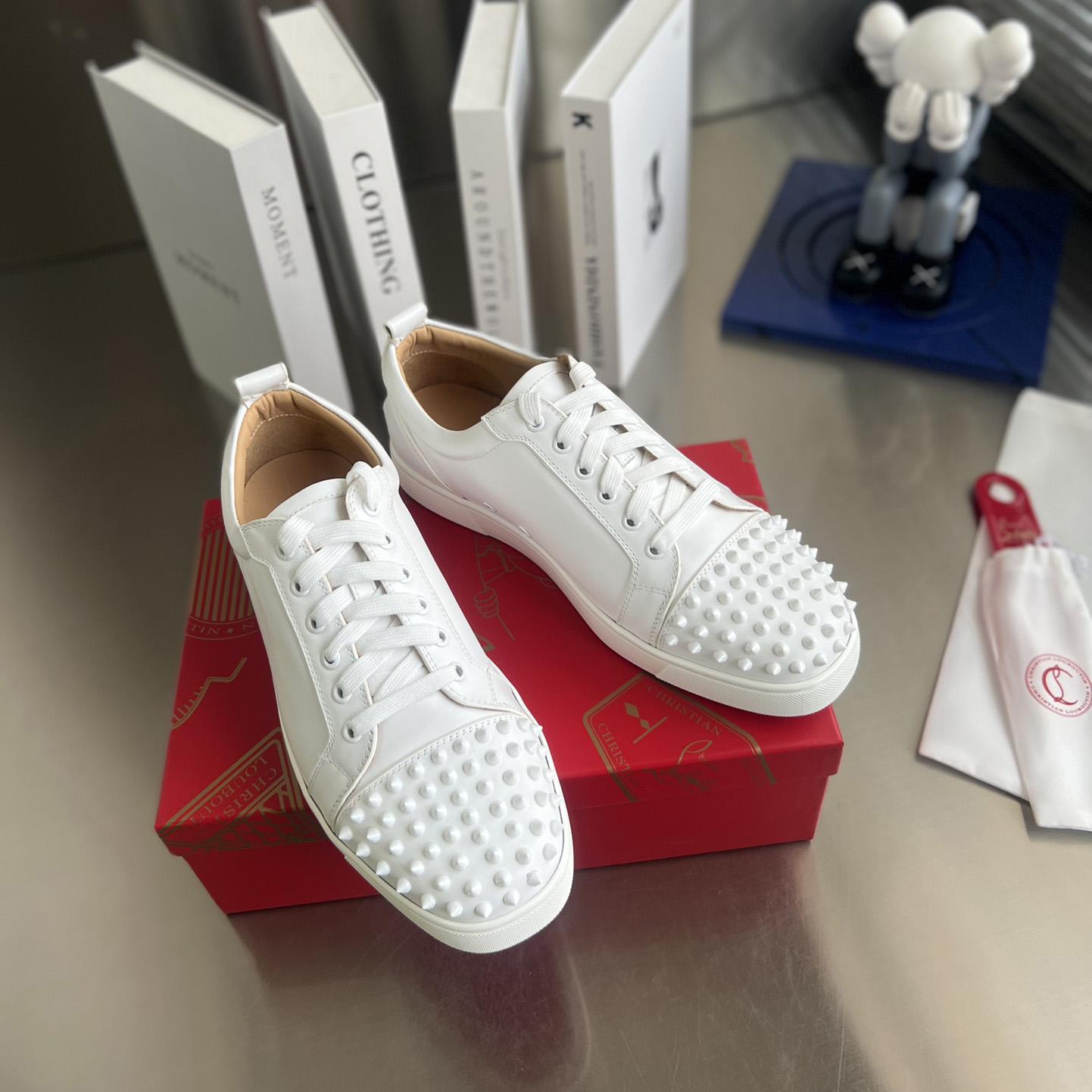 Christian Louboutin Louis Junior Spikes - DesignerGu