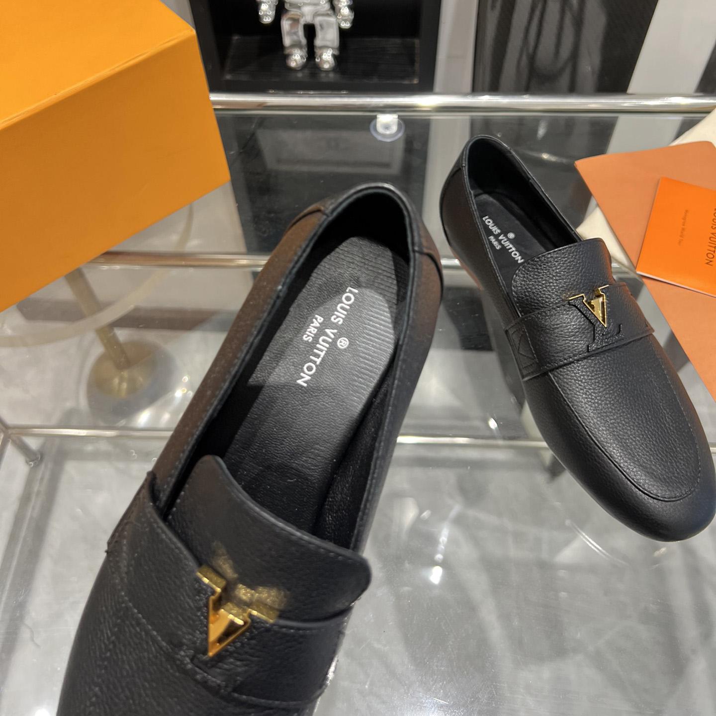 Louis Vuitton LV Capri Loafer - DesignerGu