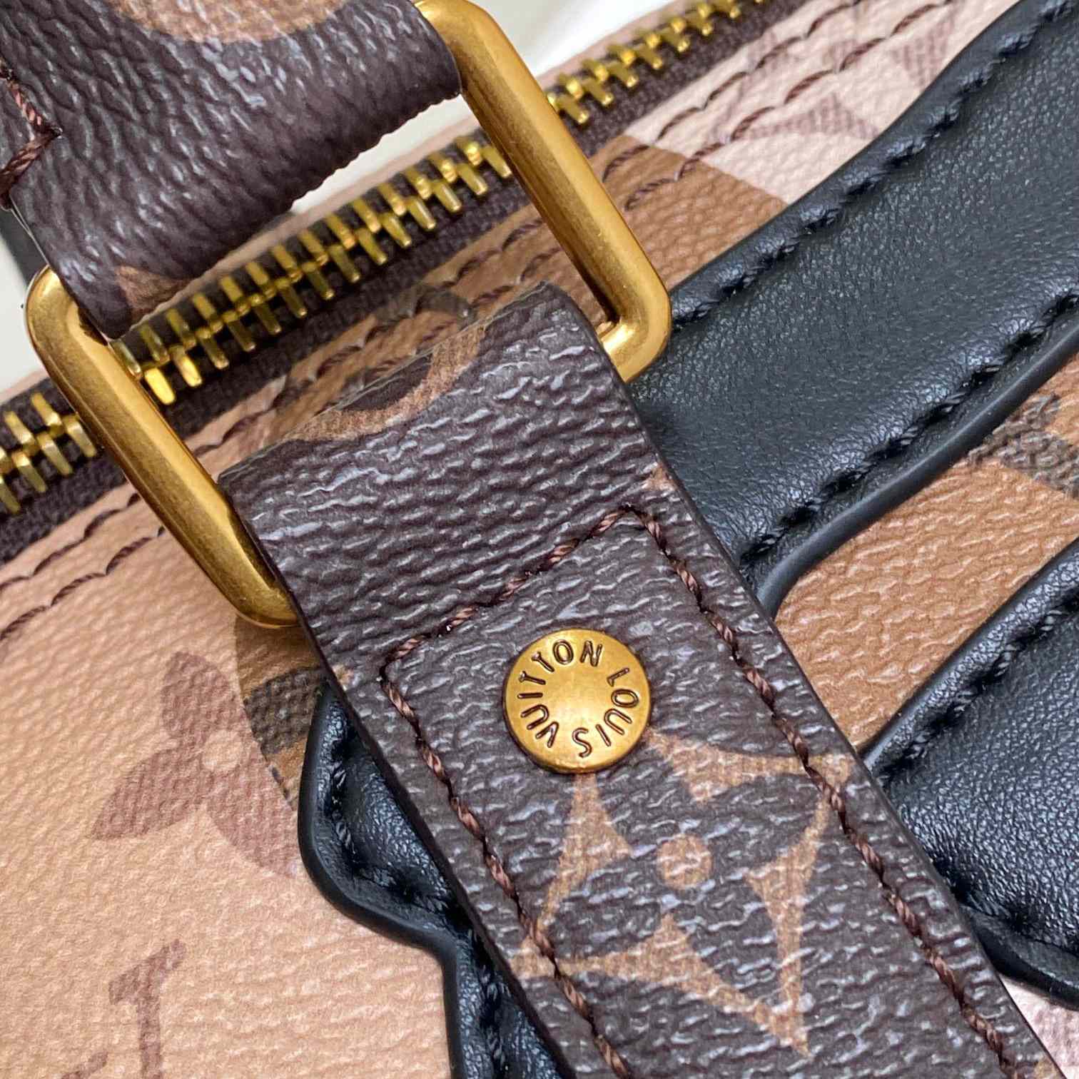 Louis Vuitton Keepall Bandoulière 25  M46701 - DesignerGu