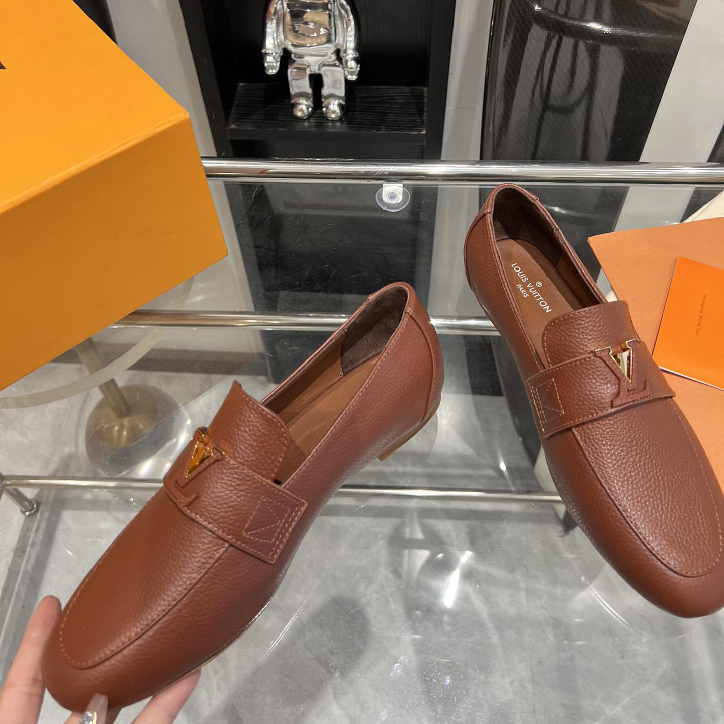 Louis Vuitton LV Capri Loafer - DesignerGu