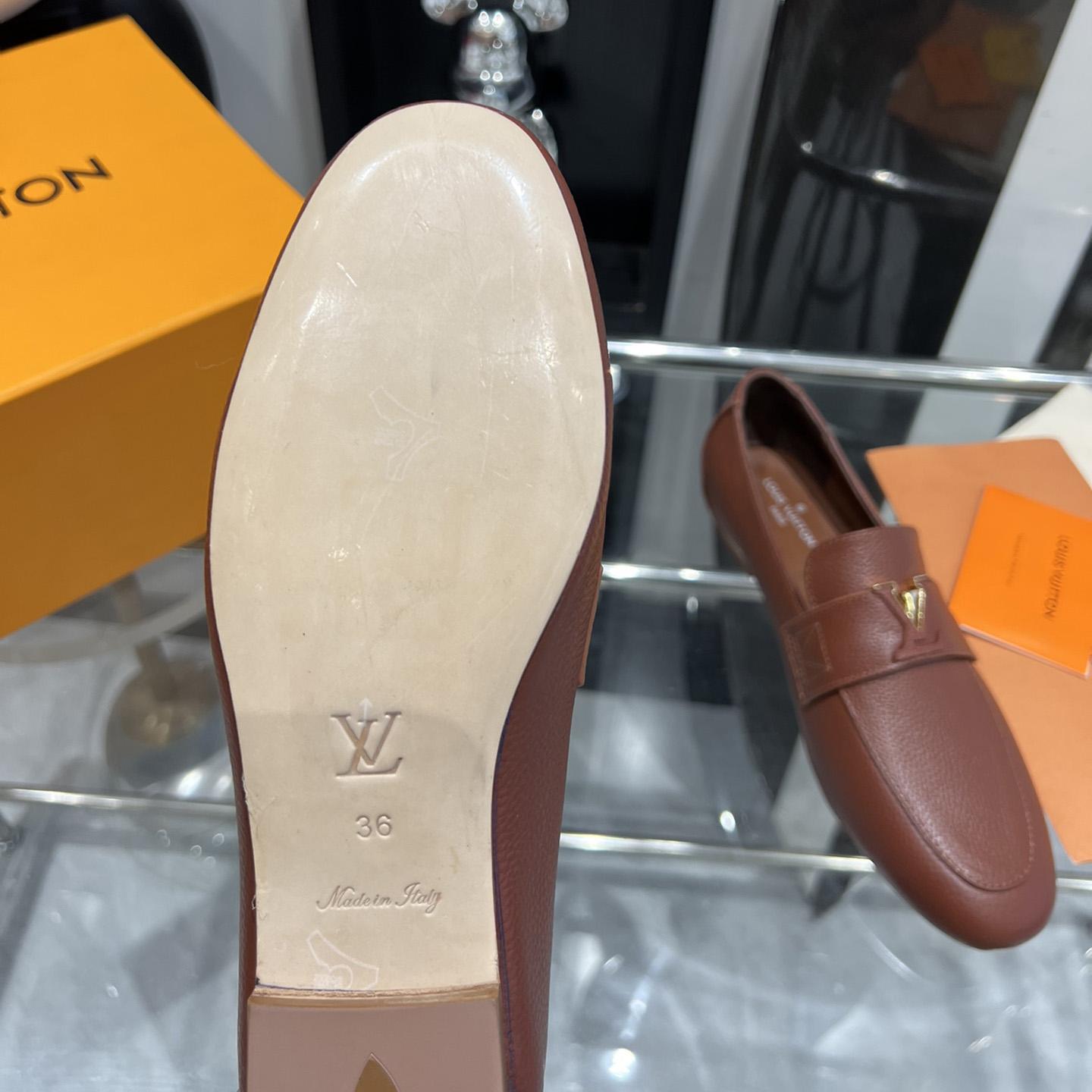 Louis Vuitton LV Capri Loafer - DesignerGu