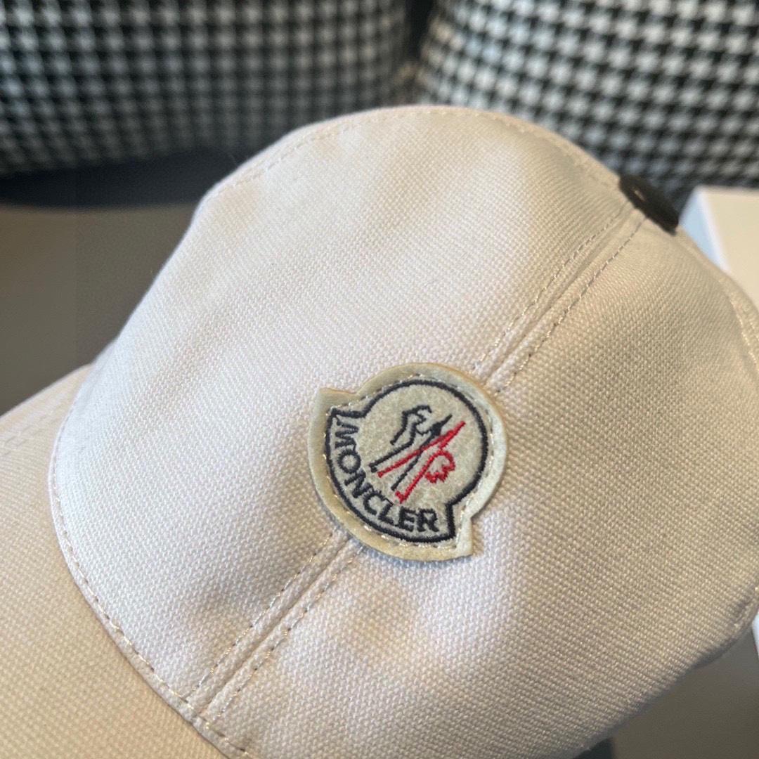 Moncler Cap - DesignerGu