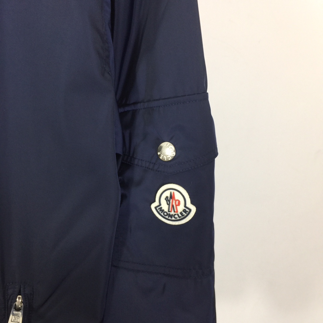 Moncler Etiache Rain Jacket - DesignerGu