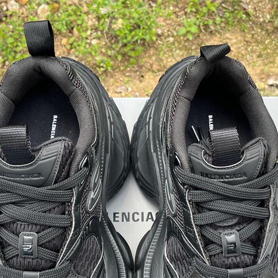 Balenciaga 10XL Sneaker  - DesignerGu