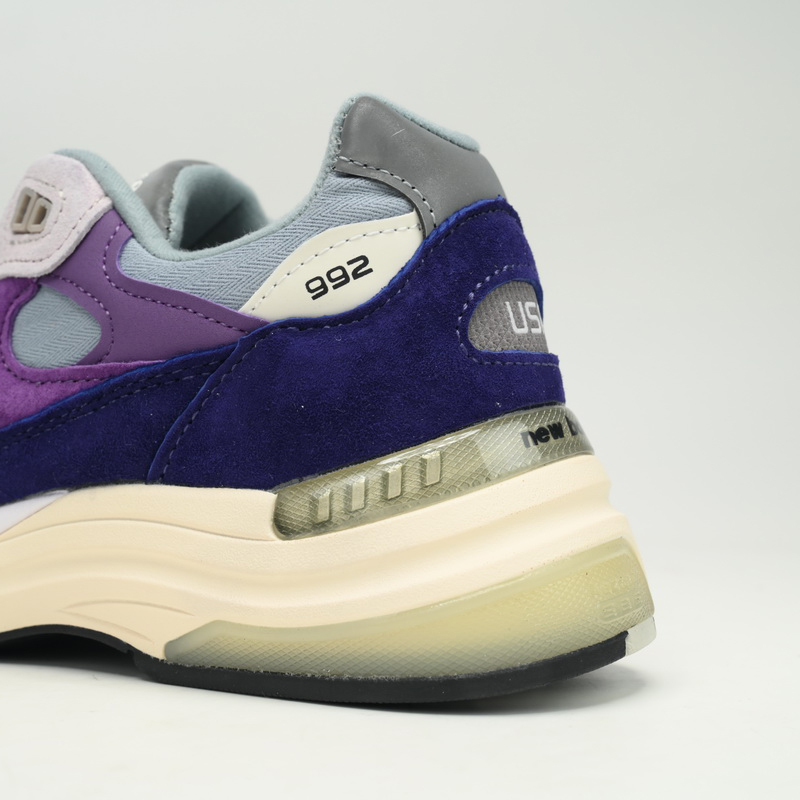 New Balance 992 Violet Sneakers      M992AA  - DesignerGu