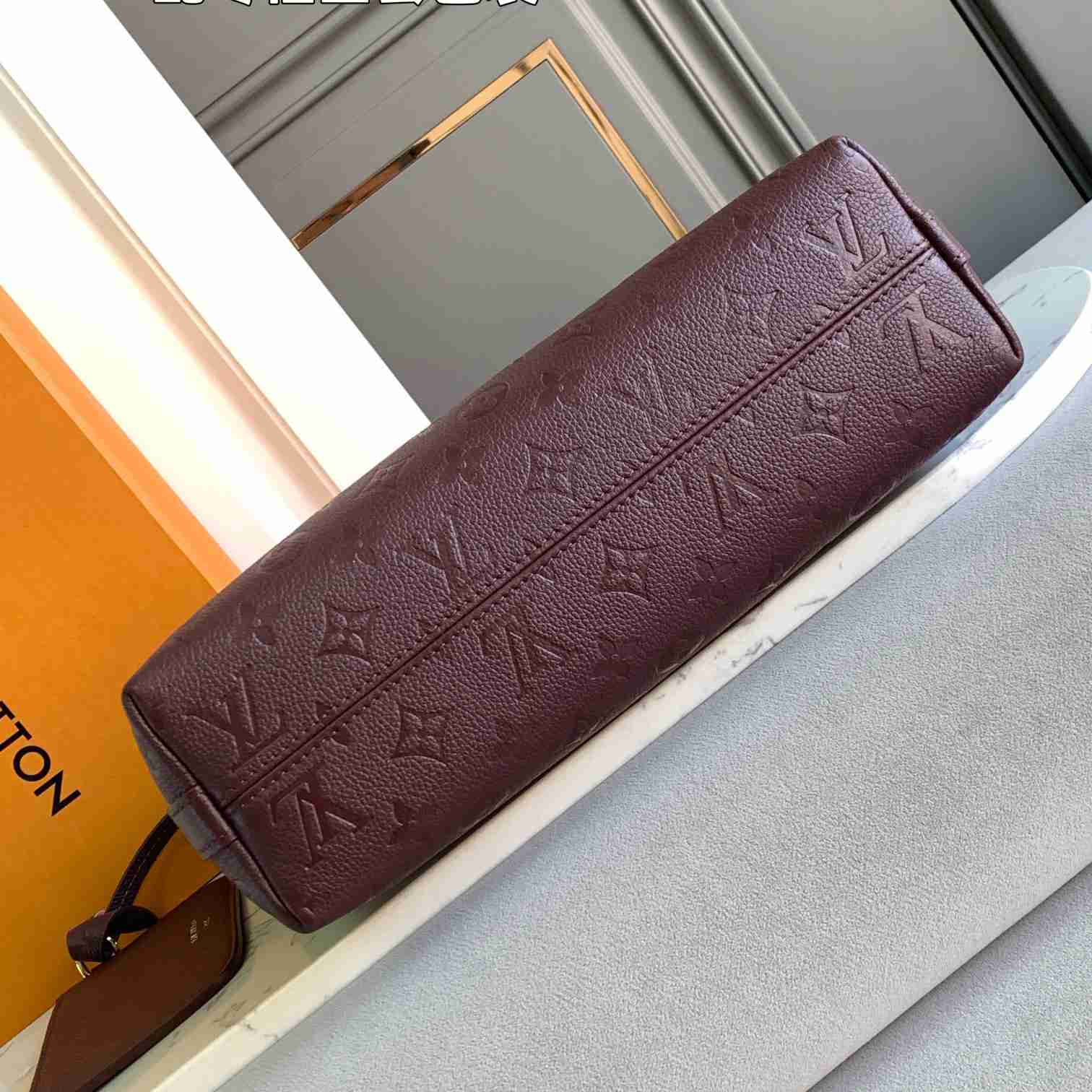 Louis Vuitton Sac Sport   M46674 - DesignerGu