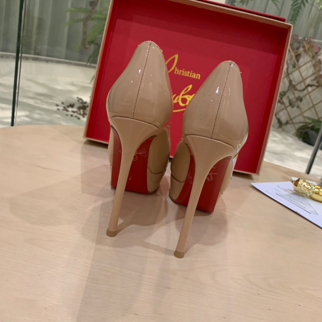 Christian Louboutin Heels - DesignerGu