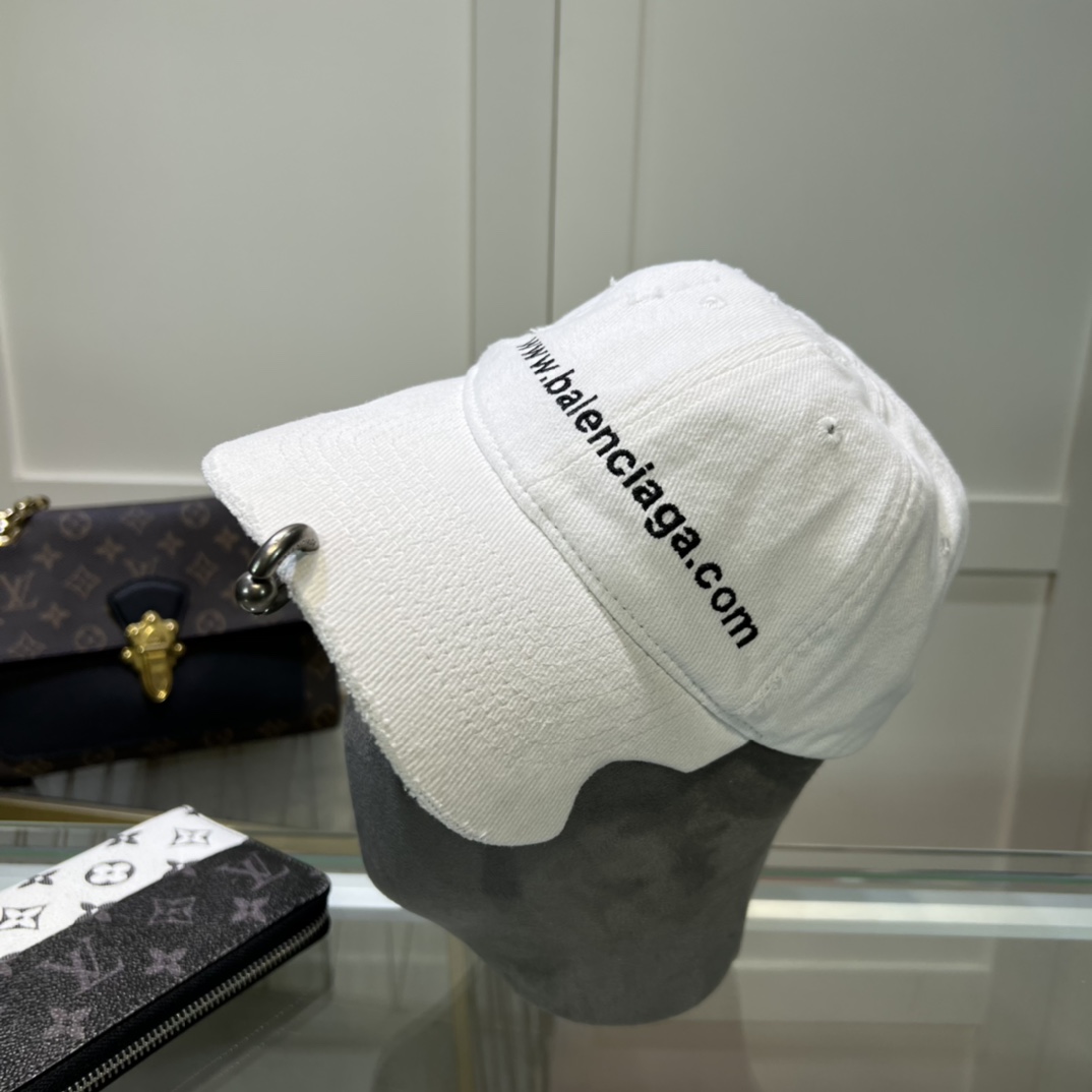 Balenciaga Embroidered-logo Six-panel Cap - DesignerGu