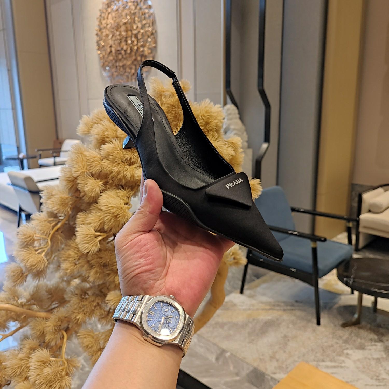 Prada Slingback Pumps - DesignerGu