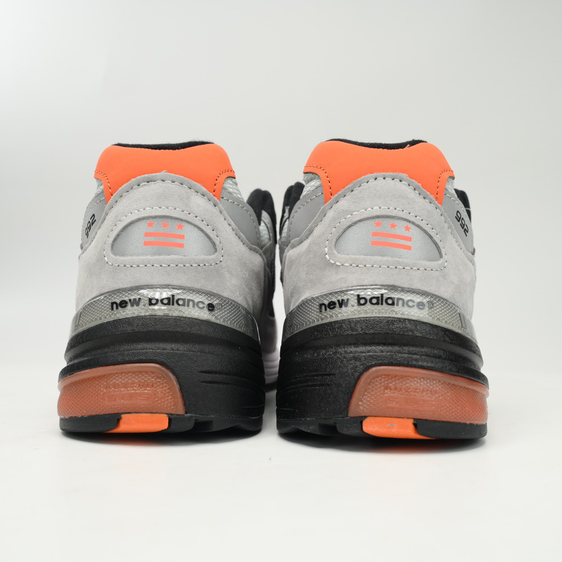 New Balance 992 Gray Orange Sneakers      M992GBO   - DesignerGu