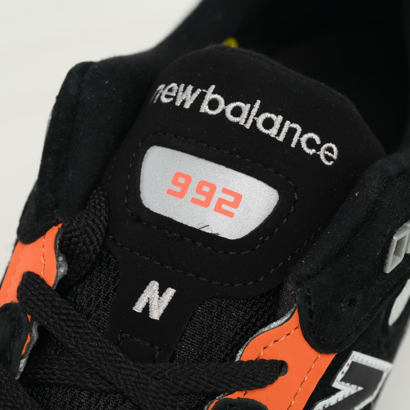 New Balance 992 Gray Orange Sneakers      M992GBO   - DesignerGu