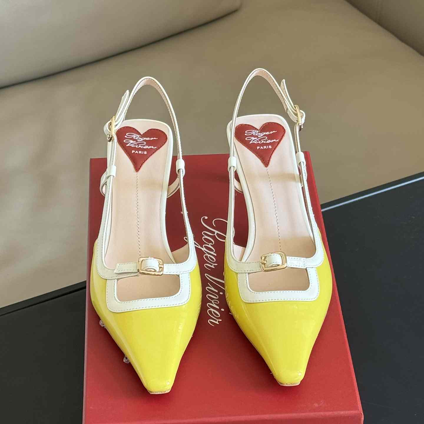 Roger Vivier Viv’ Canard Slingback Pumps in Patent Leather - DesignerGu