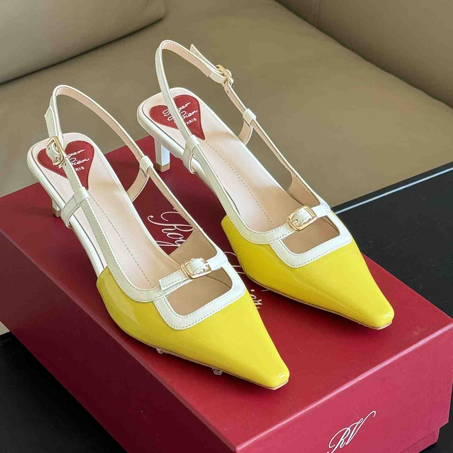 Roger Vivier Viv’ Canard Slingback Pumps in Patent Leather - DesignerGu