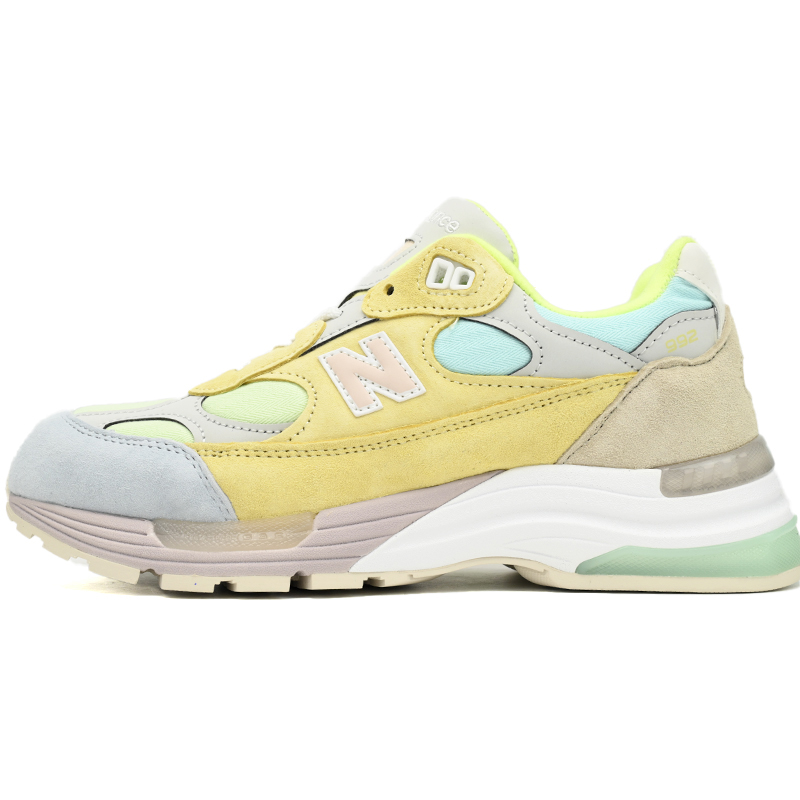 New Balance 992 Yellow Green Powder Sneakers      M992AB - DesignerGu