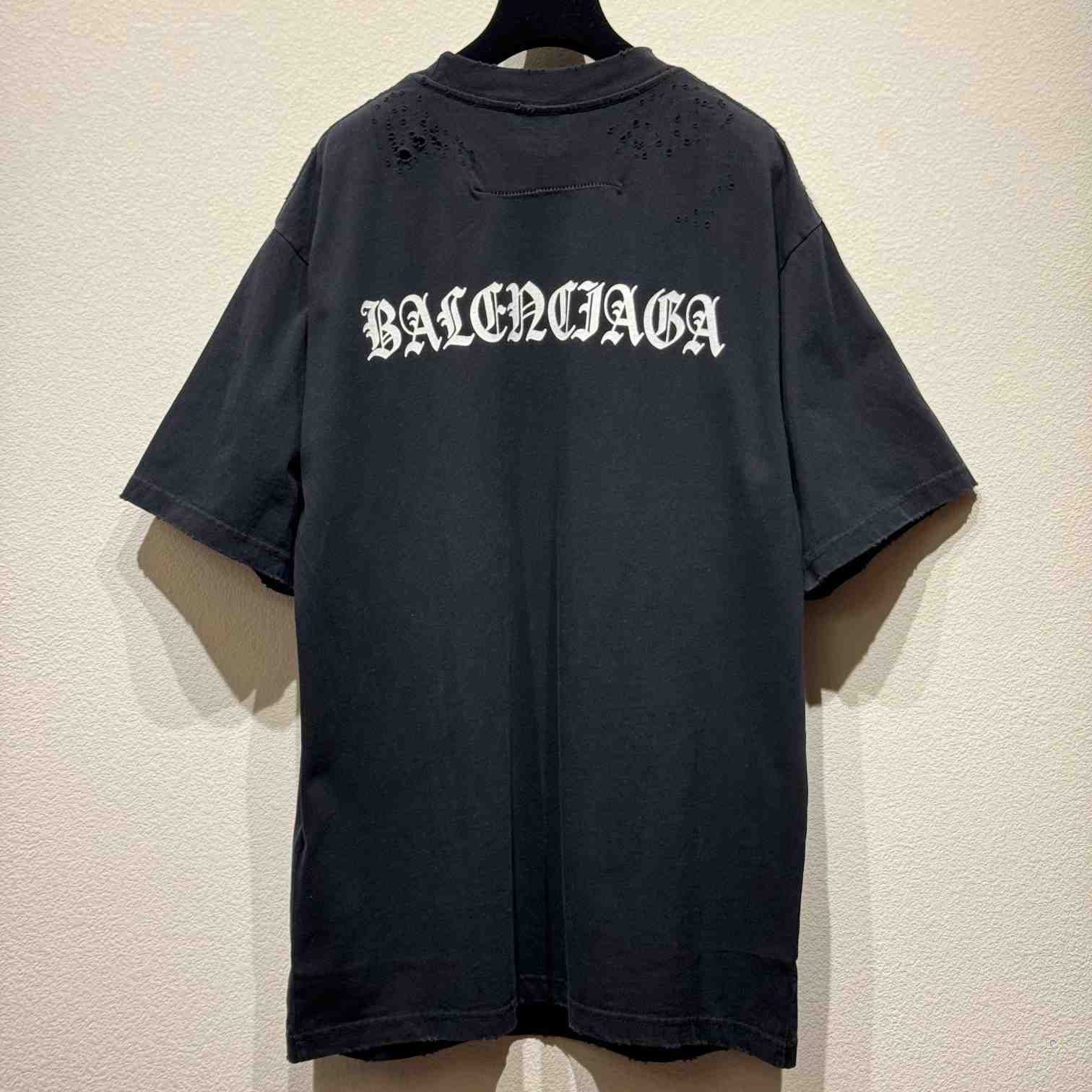 Balenciaga Destroyed T-Shirt - DesignerGu