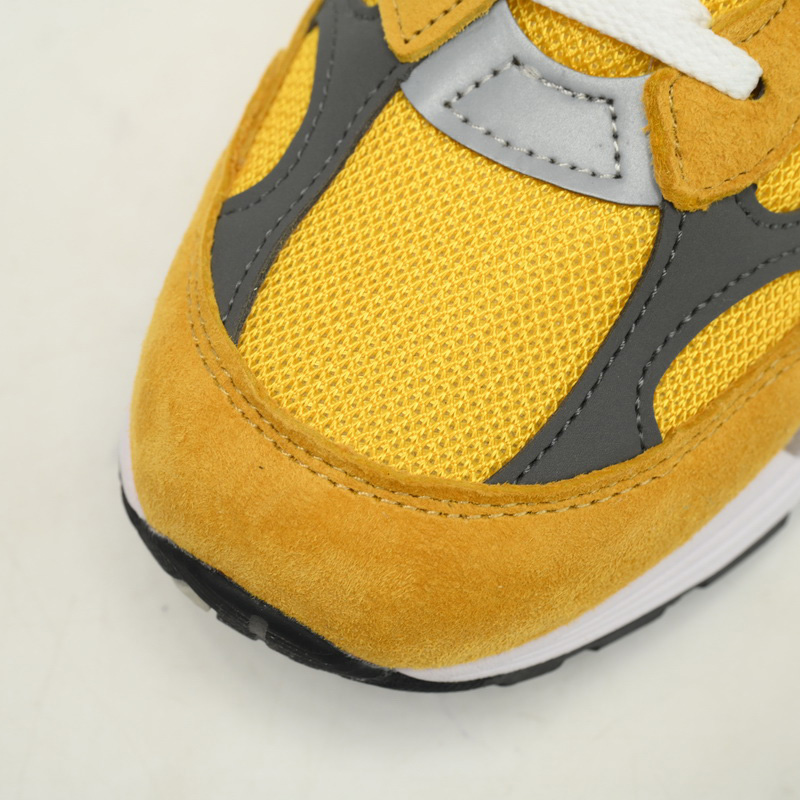 New Balance 992 Yellow Sneakers      M992BB  - DesignerGu