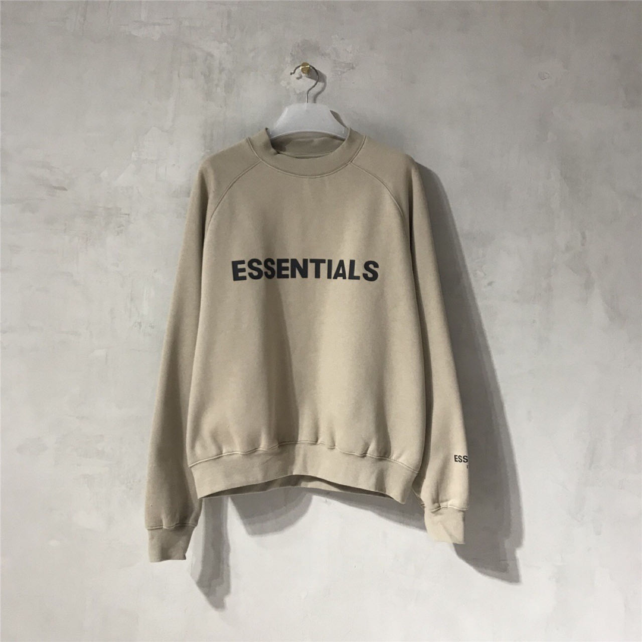 Fear Of God Essentials Crewneck Applique Logo - DesignerGu