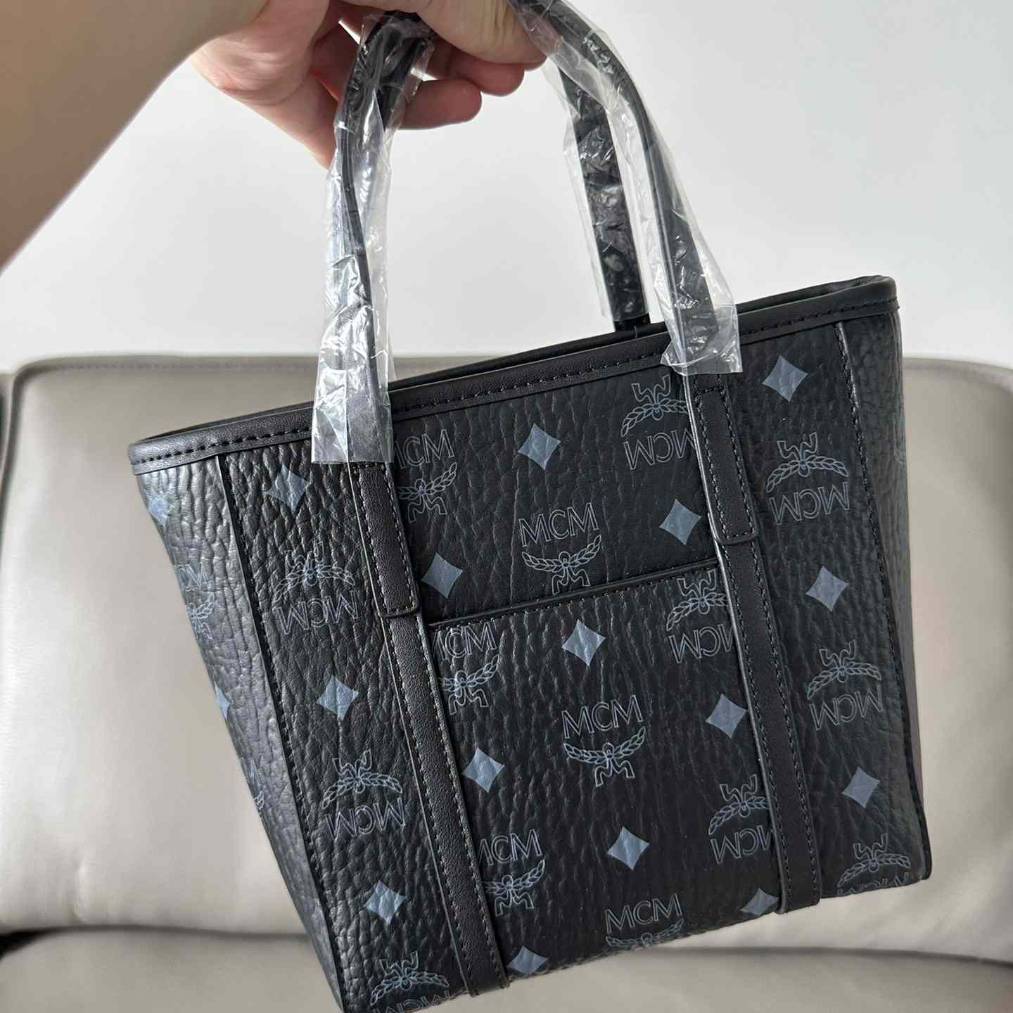 MCM Aren Top-zip Shopper In Visetos - DesignerGu